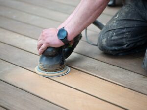 cost to restore a deck